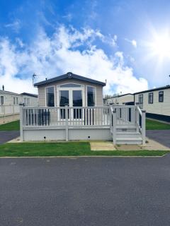 Golden Palm Resort - Swift Bordeaux - Coastal Caravan Breaks - Chapel Saint Leonards - 0