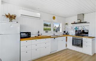 Awesome Home In Øster Assels With Sauna - 5