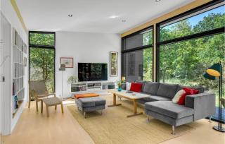 Beautiful Home In Fårevejle With Wifi - 8
