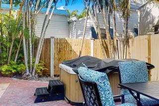 Duval Street Retreat - 4