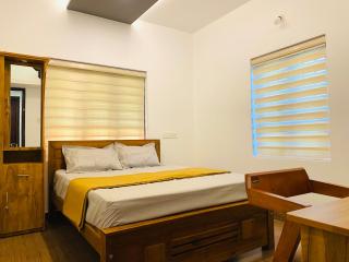 Captain's Cove Home Stay - Sultan Bathery - 1