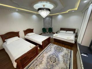 Guesthouse Anora 7, Three minutes walk from Registan Square, The very Center of Samarkand - Samarkand - 0
