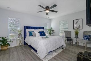 Trendy 2 bed 2 bath Heart of Tampa Unit B - 1
