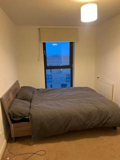 Modern, luxurious 1 Apartment next to station, few stops away from Central London - Londra - 5