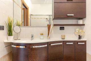 Oasi di Relax con Box Privato e Balcone, vicino M1 - Milan - 7