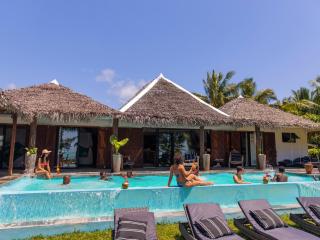 La VILLA BORAHA 300m2 PROPRIÉTÉ ENTIERE en bord de plage PISCINE PRIVEE Cuisine équipéeTV Wifi - 9