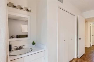 2B Getaway Steps to Dtwn - Sleeps 6 - Pool, Prkg - Austin - 8