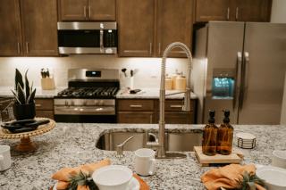 New -business - Ready - Water View - Near Golf - Lake Charles - 4