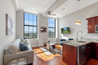 Sleek 1br W Rooftop Amenities - Philadelphia - 0