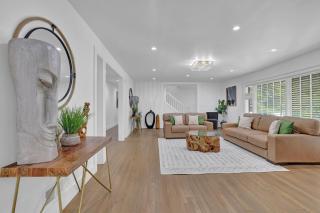 Luxury 7BR Buckhead Oasis wPool,GameRoom&Firepit - 5