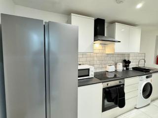 Contractors and Groups with Parking - 9