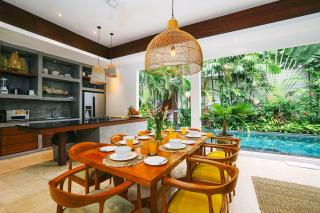 Frangipani Villa Jingga at Berawa - Canggu - 9