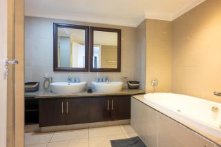 On Point Penthouse Sails 7-14 - Durban - 2