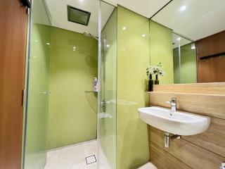 Sky Suites Centrale 3BR Suite at KLCC - Kuala Lumpur - 1