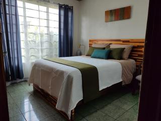 Hojas Verdes Rental House Excelente ubicación cerca de Campo Ferial Palmares - Palmares - 9