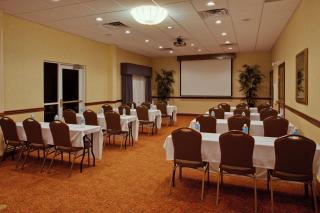 Holiday Inn Express & Suites Lakeland North I-4 by IHG - Lakeland - 3