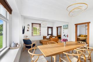 Skyway Villa - an aviators haven - Motueka - 6