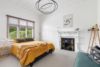 Skyway Villa - an aviators haven - Motueka - 4