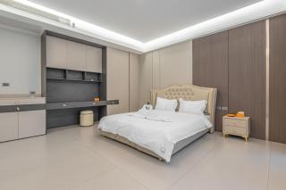 T M L-Urban 4 bedroom-independent swimming pool and KTV - 9