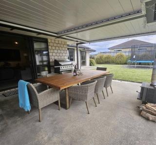Coastal Family Paradise - Pets Ok - Papamoa - 0