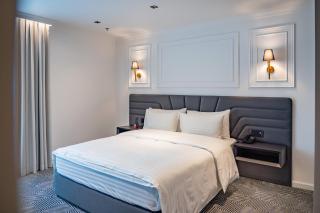 Sky Airport Hotel - Cluj-Napoca - 7