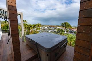 Hilltop Escape - Spa & Views - Greymouth - 8