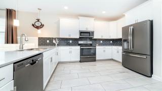 Last Minute Disney Getaway! Private Pool, Hot Tub & Games Room. Book Now! #56469 - Davenport - 2