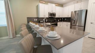 Last Minute Disney Getaway! Private Pool, Hot Tub & Games Room. Book Now! #57277 - Kissimmee - 1