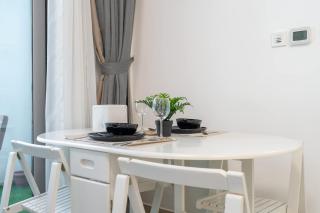 Spectacular Studio in Marina That Sleeps 2 - Dubai - 8