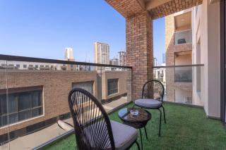 A Fantastic 1 Bed Flat Located in JVC - Dubai - 6