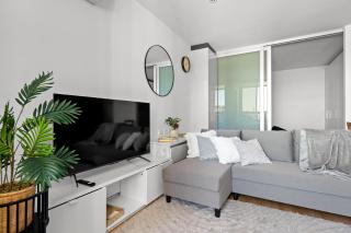 Cozy 2BR, amazing views, pool and gym - Melbourne - 8