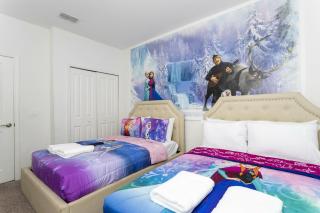 Last Minute Disney Getaway! Private Pool, Hot Tub & Games Room. Book Now! #77303 - Davenport - 0