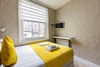Stunning Modern 2-Floor House with 3 Ensuite Rooms - Londra - 5