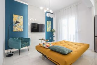 Huge balcony with pergola 200m metro - Athènes - 9