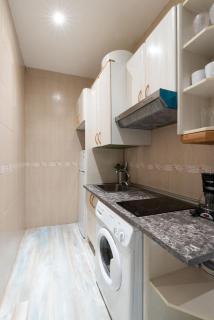 Apartamentos Day Madrid LUNA Centro Gran Via Sol Malasaña - Madrid - 2