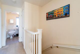 Mandarin Styles 3 Bedroom w Garden in Derby - 2