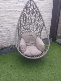 Eventjes Ertussenuit - 8