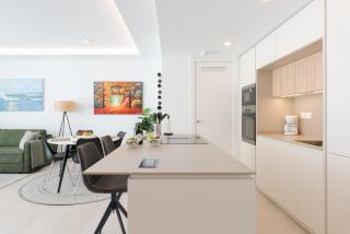 Jade Tower - 2-Bedroom Coastal Luxury Apartment in Fuengirola - Fuengirola - 3