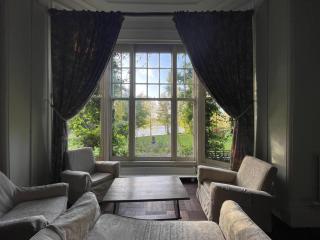 Parteen A Lax, River House & Gardens - Limerick - 2
