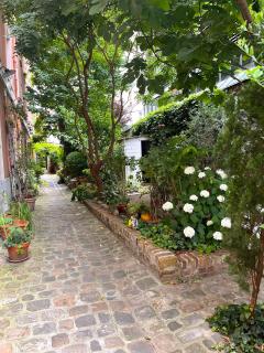 Romantic garden studio - París - 9