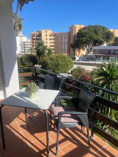 Central 2 Bedroom Apartment - Torremolinos - 3