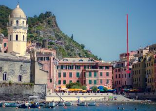 Marina Apartment, Unique, Authentic, Beachfront, 2 Aircondo BDR , 2BHT, easy to Train or from Private Parking - Vernazza - 8