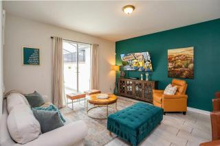 Last Minute Disney Getaway! Private Pool, Hot Tub & Games Room. Book Now! #94805 - Kissimmee - 0
