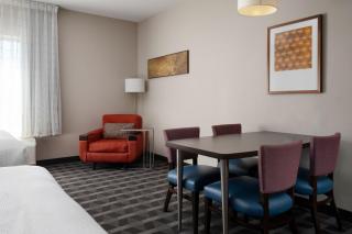 TownePlace Suites by Marriott Lafayette South - 5