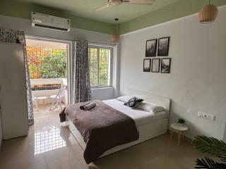 Ozone Pvt Studio Apt with Balcony in Koregaon Park Near Osho Ashram - Pune - 0