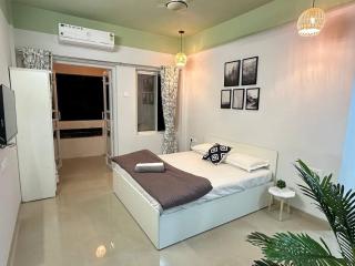 Ozone Pvt Studio Apt with Balcony in Koregaon Park Near Osho Ashram - Pune - 5