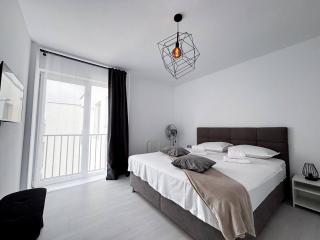 Wonder Apartment With Terrace - Cluj-Napoca - 0