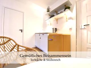 Zentrale 1-Zimmer-Ferienwohnung mit digitalem Check in - Hof - 7