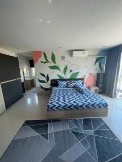 The CHU cafe / guesthouse - Nai Harn Beach - 4