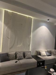Bytup 2bedroom Apt in lekki,24hrs light, Wifi ,fully serviced apartment , water heater smart tv - 6